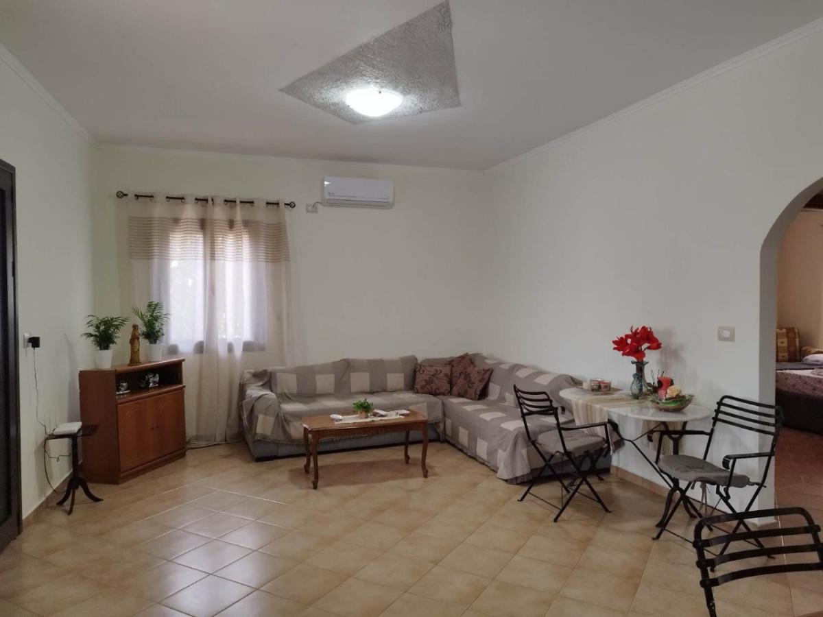 Alexander Apartment Ksamil Buitenkant foto