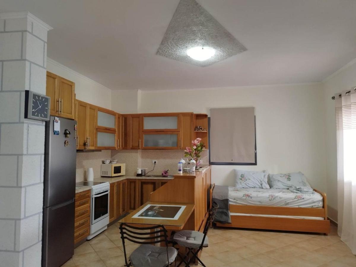 Alexander Apartment Ksamil Buitenkant foto